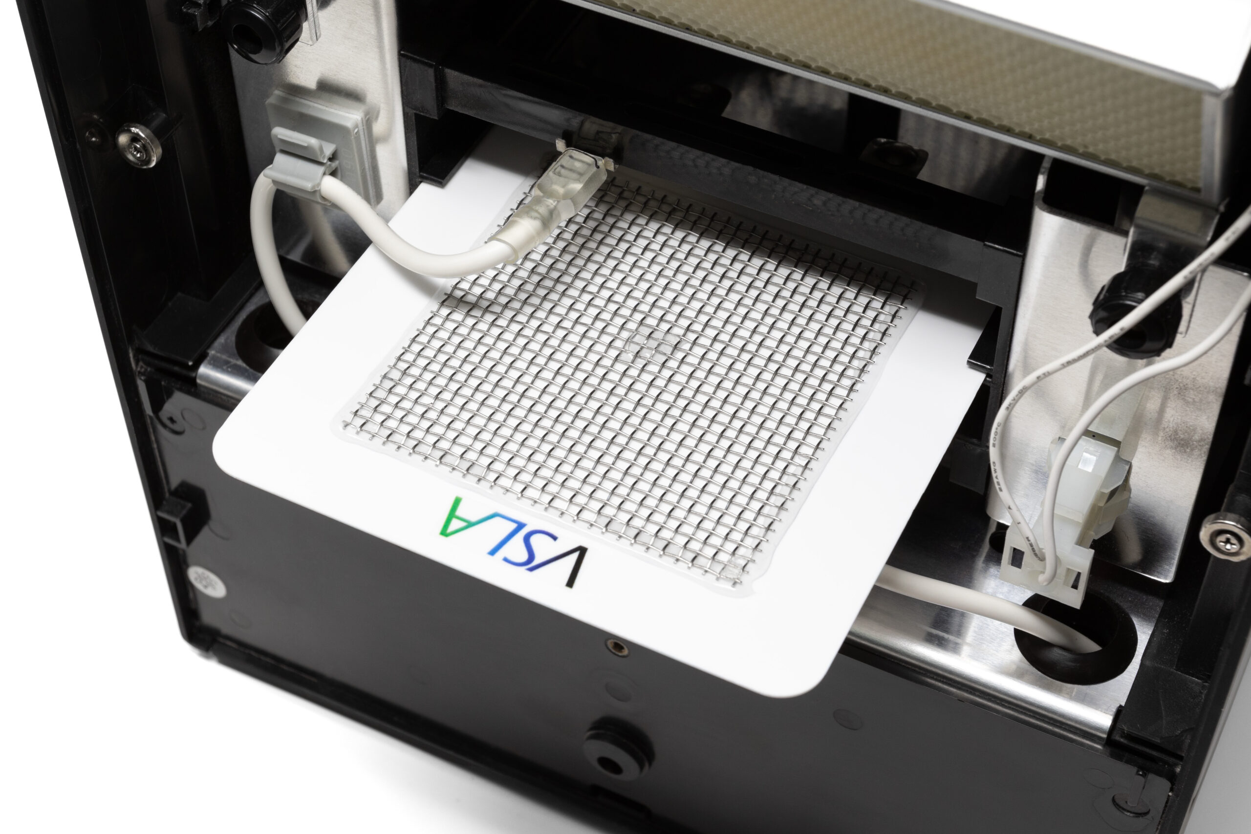 VSLA Ozone Plate inserted into an air purifier.